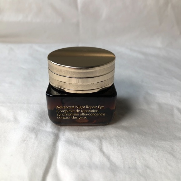 Advanced Night Repair Eye Cream - Picture 3 of 9